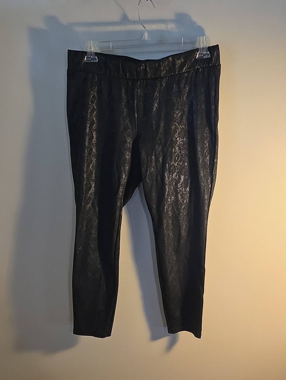 Gibson Latimer Black Faux-Leather Snake-Print Dress Pants